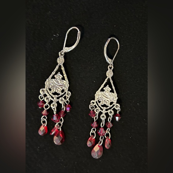 Beautiful 1928 Black & red stone dangle earrings - Picture 5 of 5
